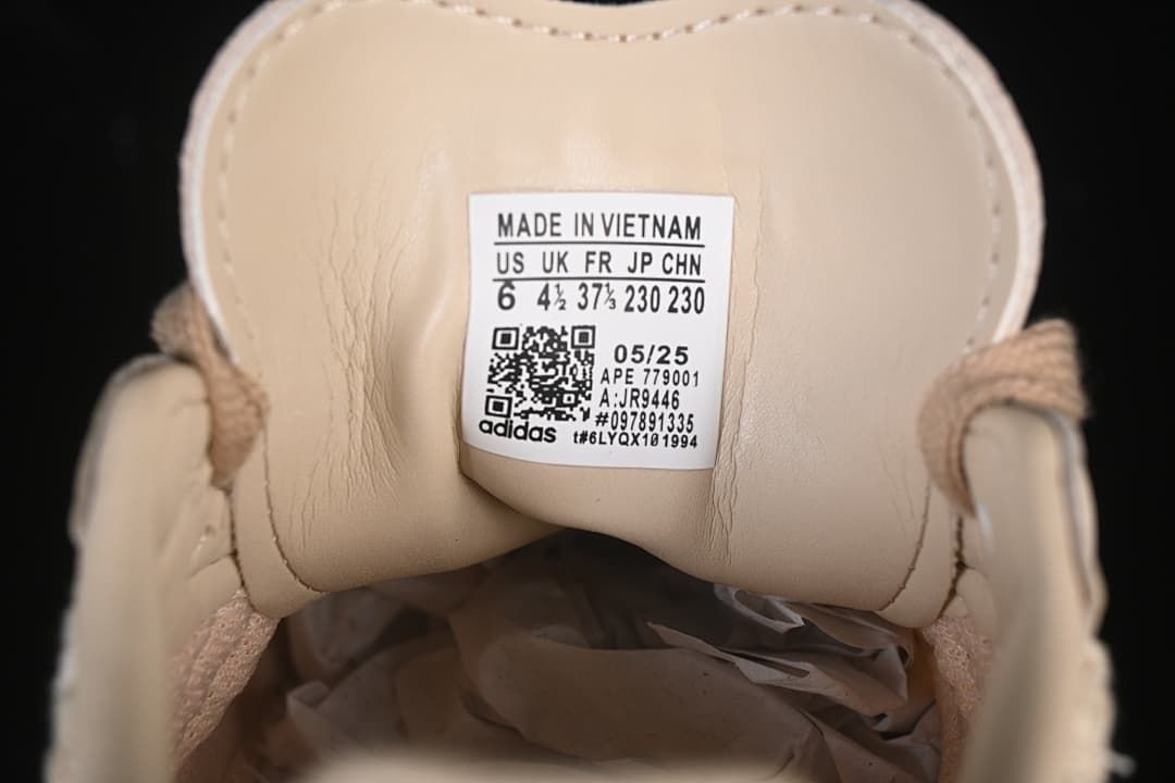 Tongue size label showing US 6, UK 4.5, EU 37 1/3 and JR9446