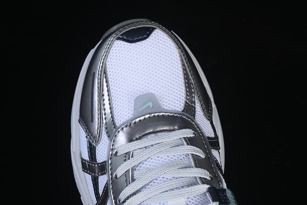 Top-down detail of the mesh-look toe and metallic-look overlays.