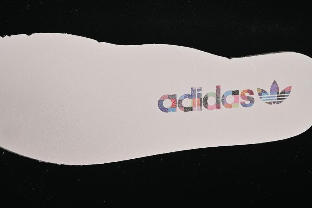 Close-up of the insole branding