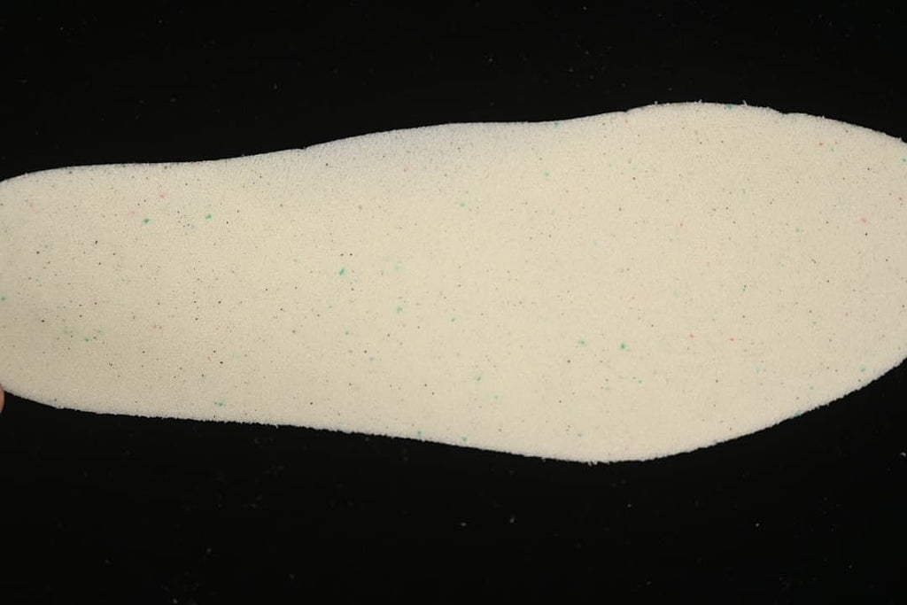 Light-colored shoe insert shown from above