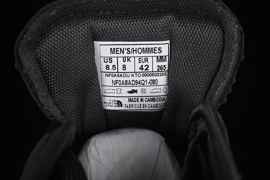 Shoe size label showing US 8.5, UK 8, EU 42, and 265 mm