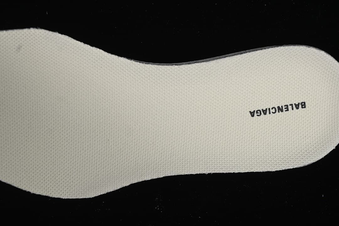 Close-up of the removable insole with printed branding