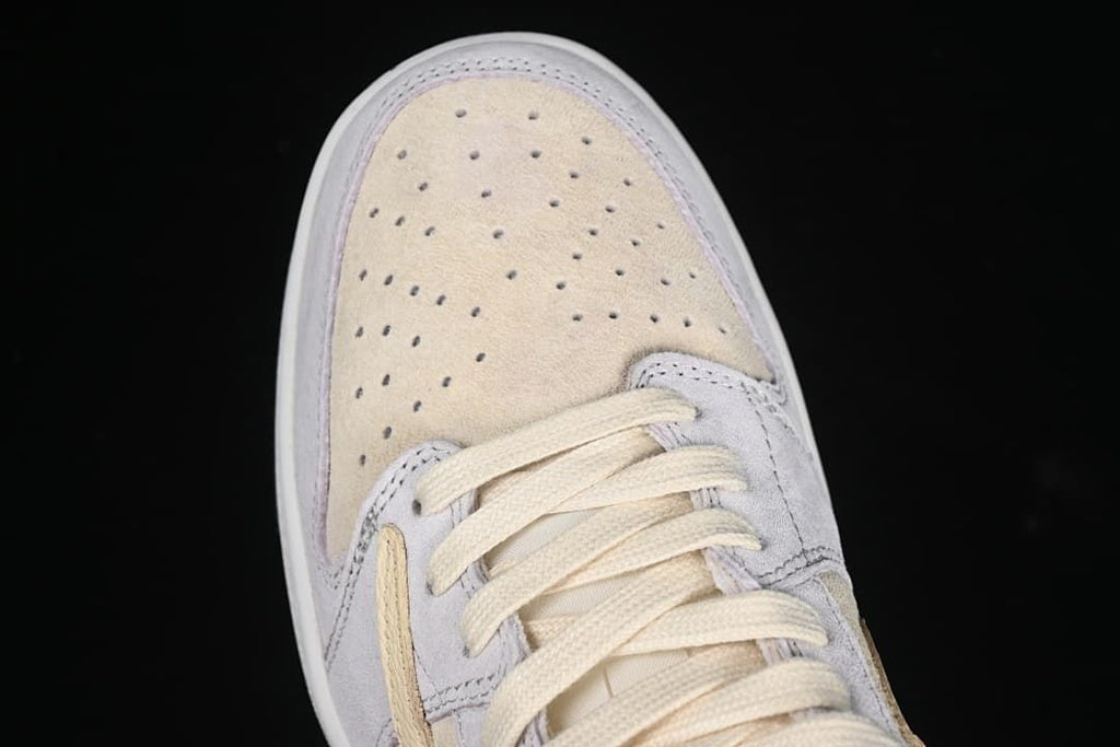 Top view of the perforated toe and lacing