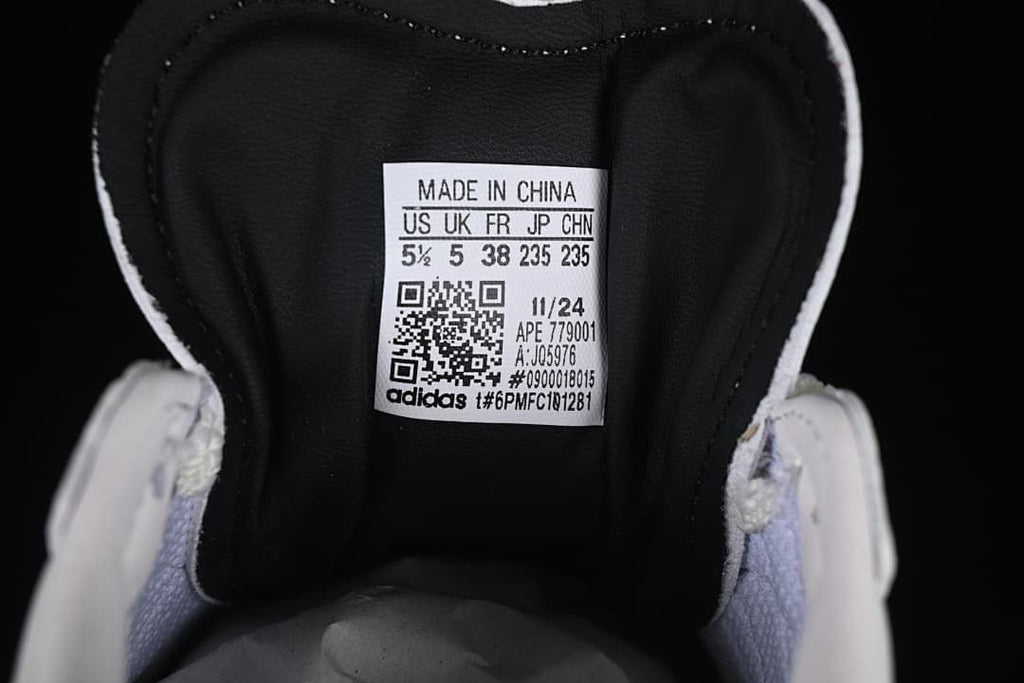Close-up of tongue size label showing sample size information and JQ5976