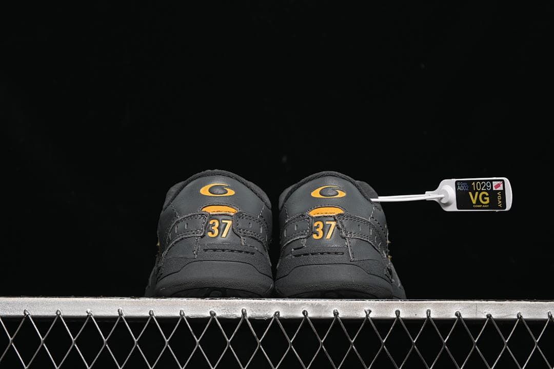 Rear view of both sneakers showing size 37 markings
