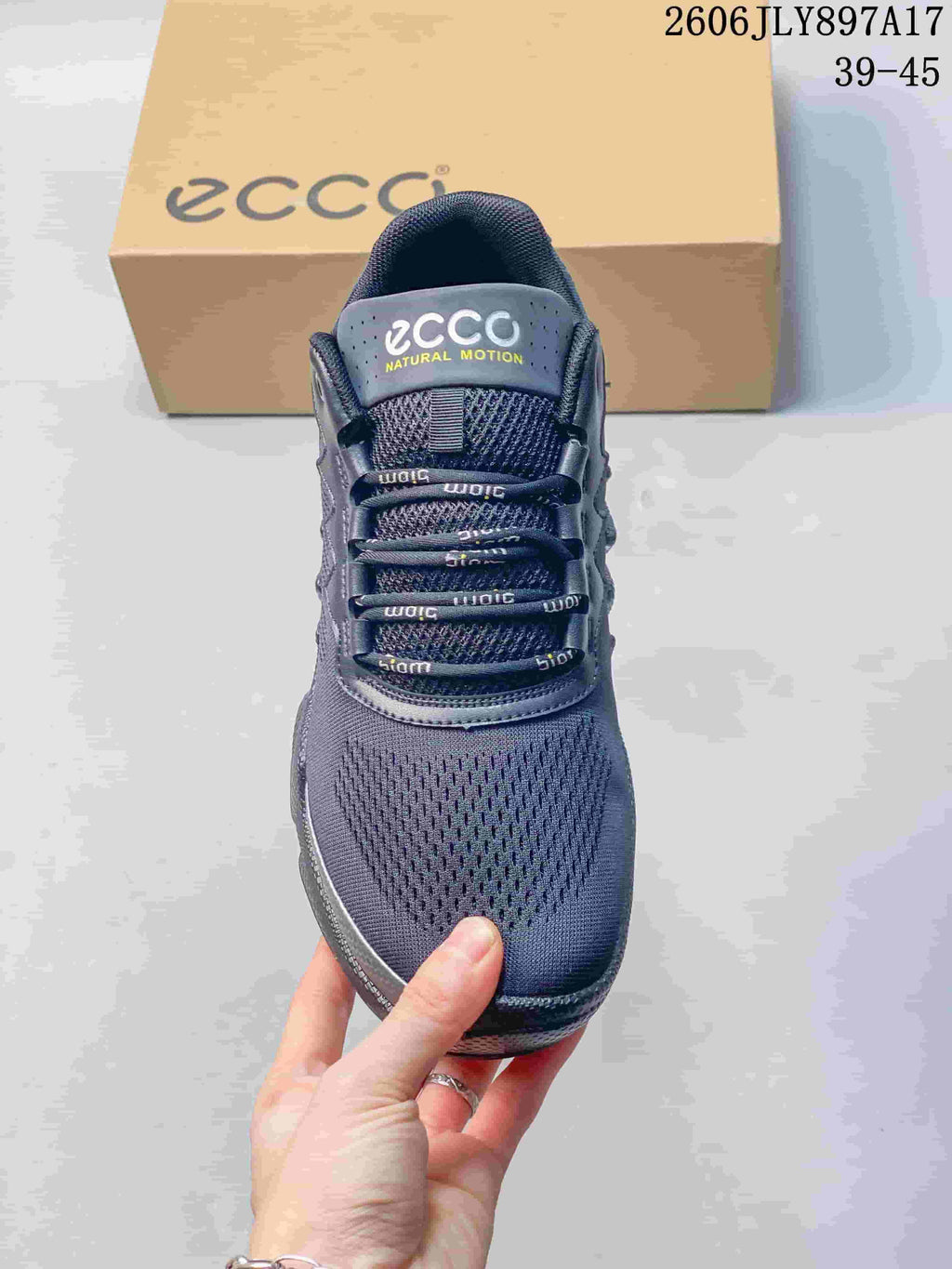 Top view of the mesh-look upper and laces of a dark navy ECCO sneaker; image overlay reads 39–45.