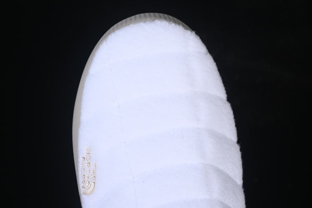 Top-down view of the white quilted toe