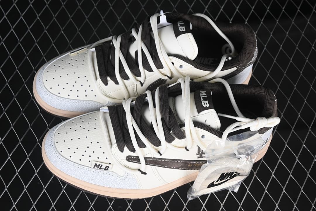 Pair of low-top sneakers viewed from above with an extra lace set