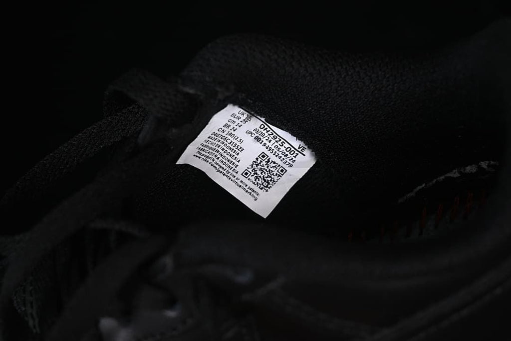 Inner size and product label inside the shoe