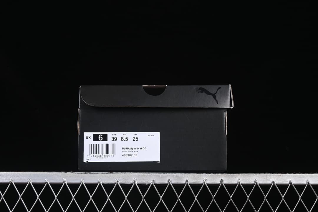 Puma shoe box label showing Speedcat OG and EUR 39