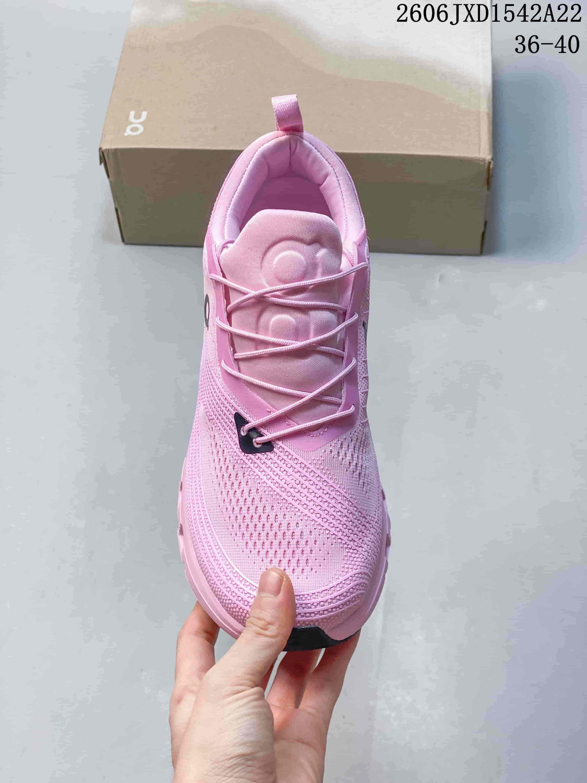 Top view showing the tongue and elastic-style lacing