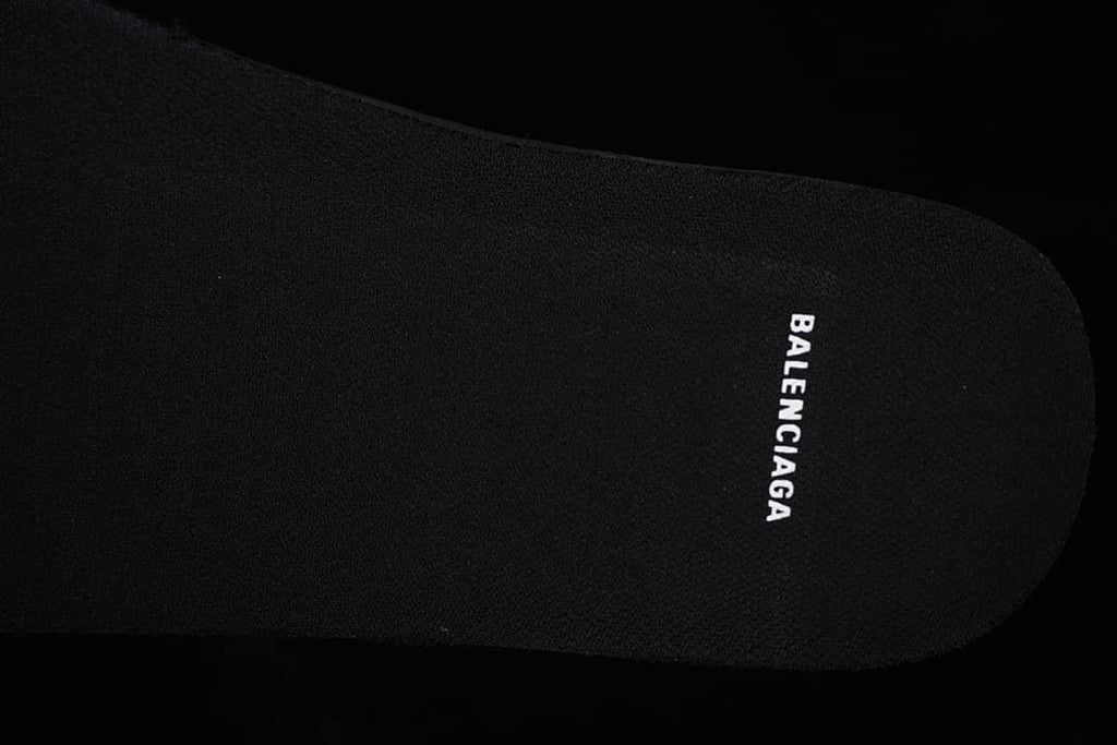 Black insole with Balenciaga lettering.
