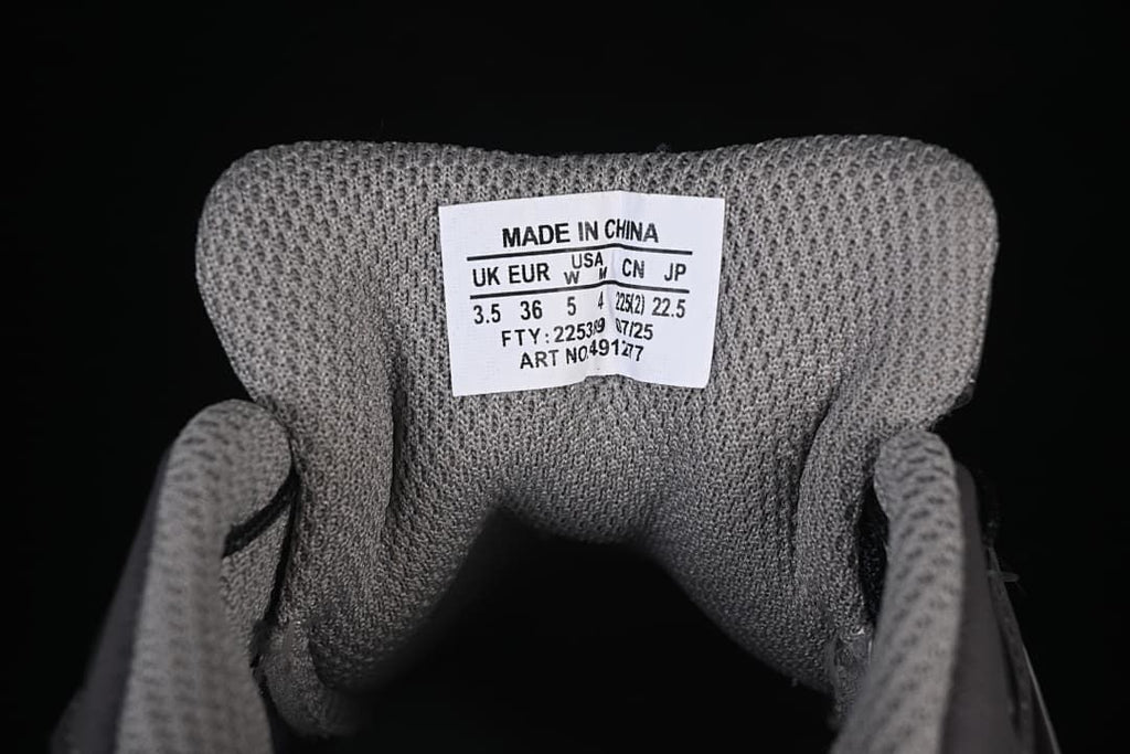 Tongue size label showing a sample EU size 36