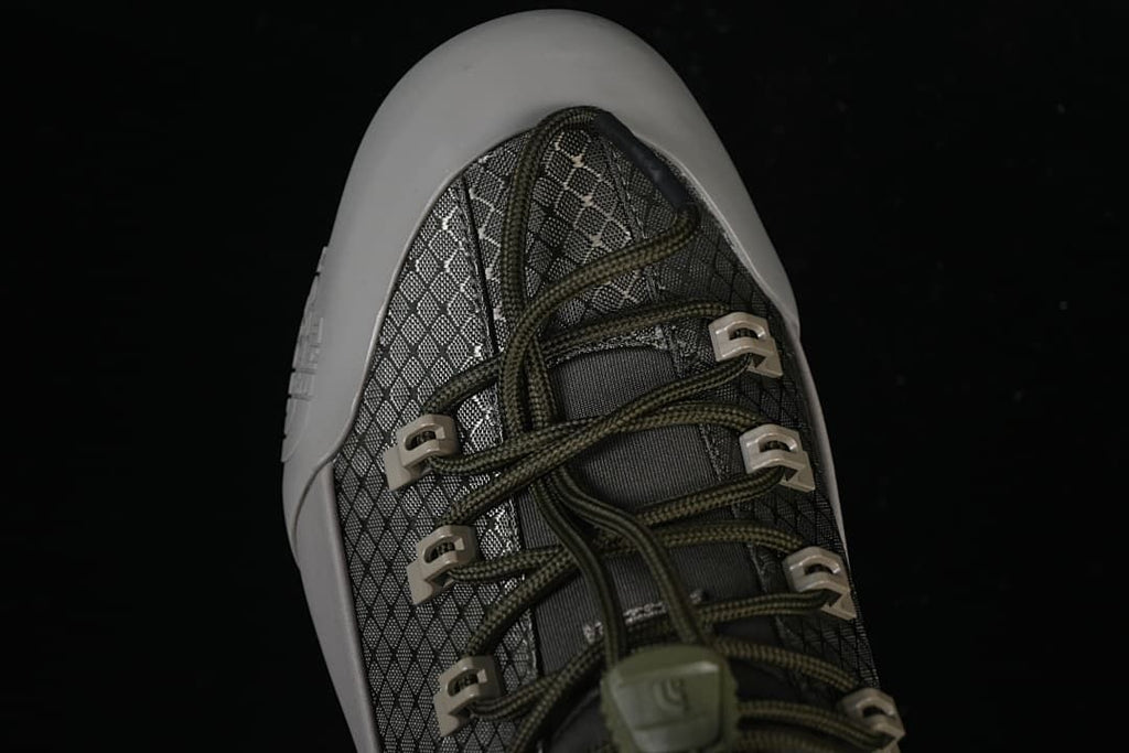 Top-down view of the lacing and protective toe bumper