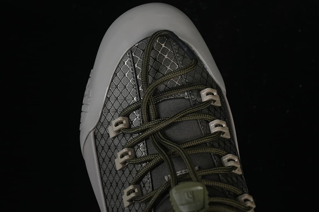 Top-down view of the lacing and protective toe bumper