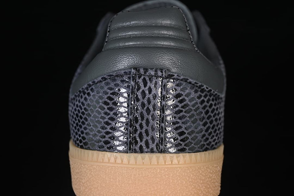 Rear view showing the patterned heel, dark heel tab and gum-colored sole