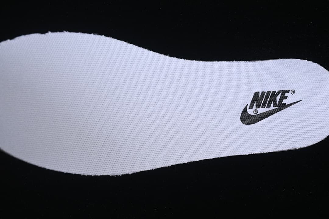 Close-up of the white insole with a Nike logo