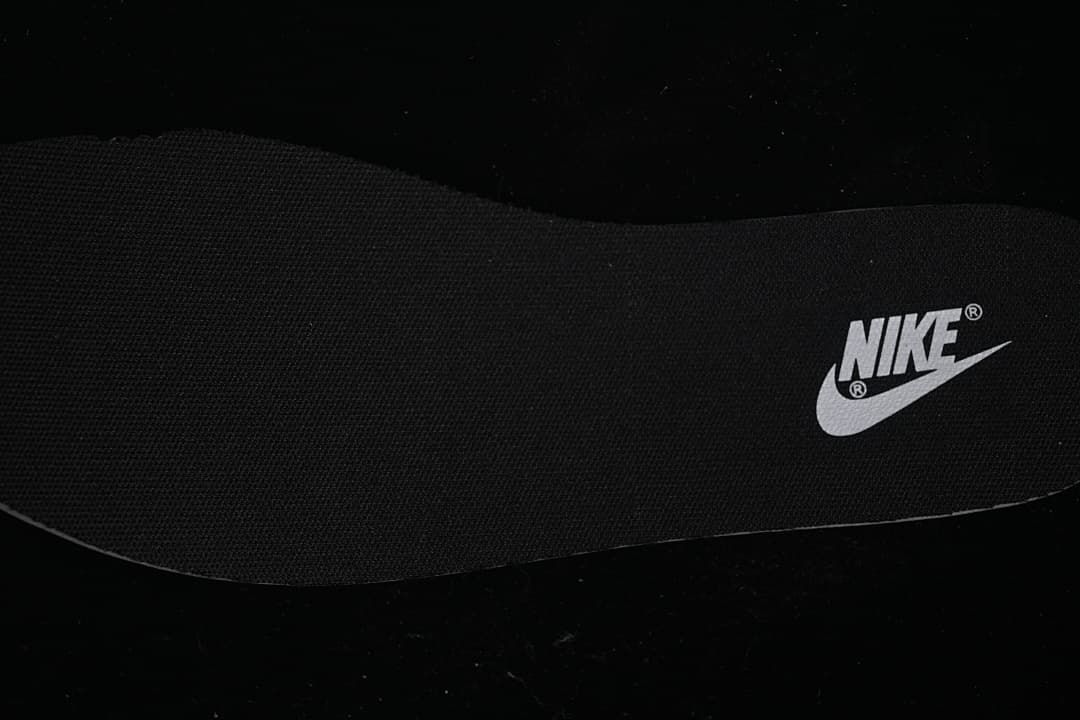 Black insole with Nike branding