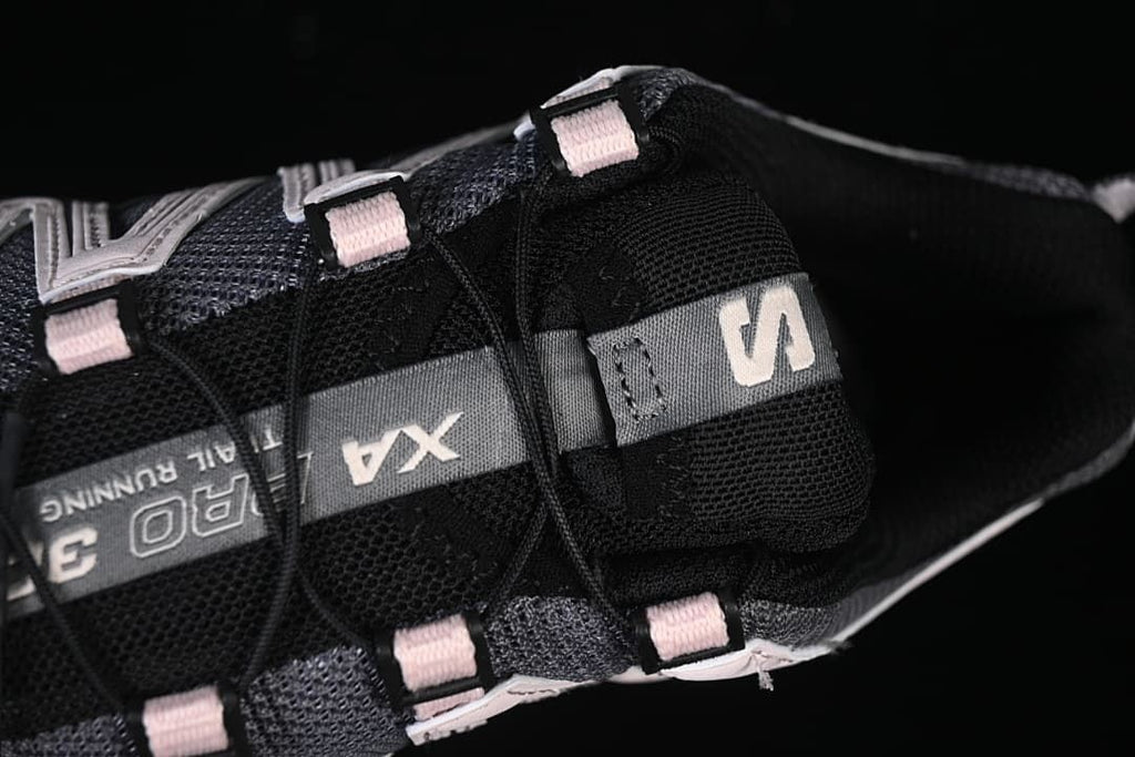 Top view of the tongue and quick-lace system