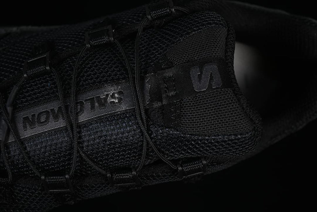 Close-up of the tongue and cord lacing system