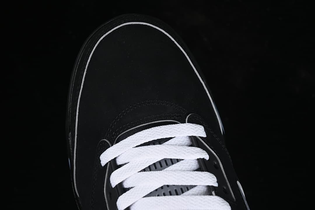 Top view of the black toe and white laces