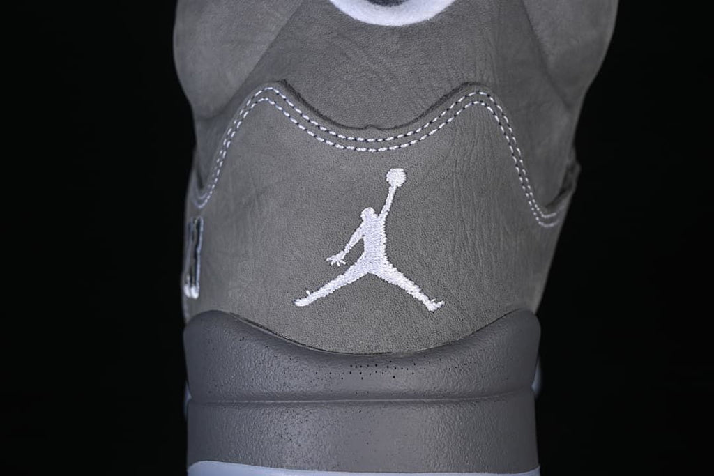Rear view with embroidered Jordan logo