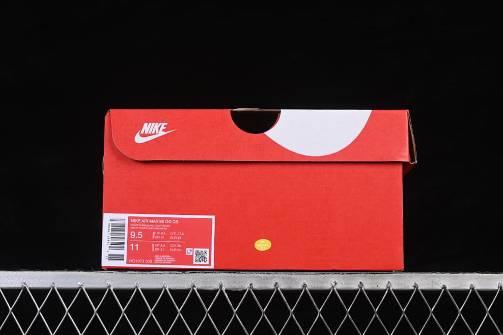 Nike shoe box label showing Air Max 95 OG and sample size information