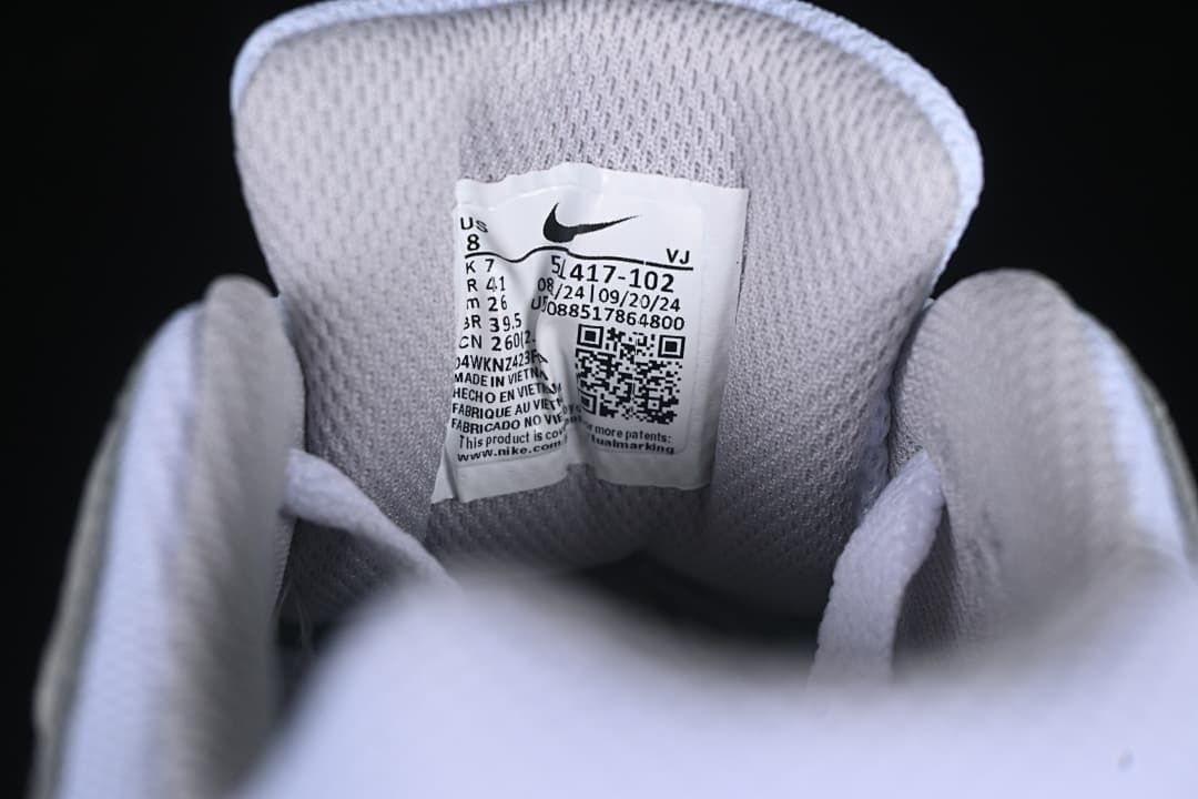Tongue size label showing the photographed sample size.