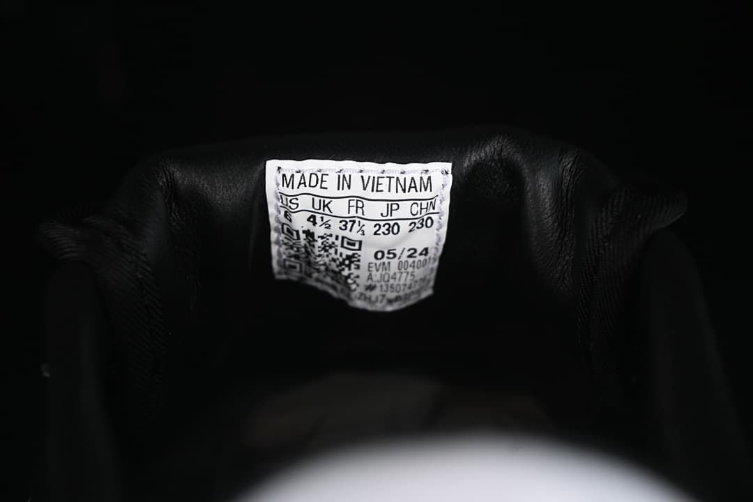 Interior size label showing US 6, UK 4½, FR 37⅓, JP 230, and CHN 230.