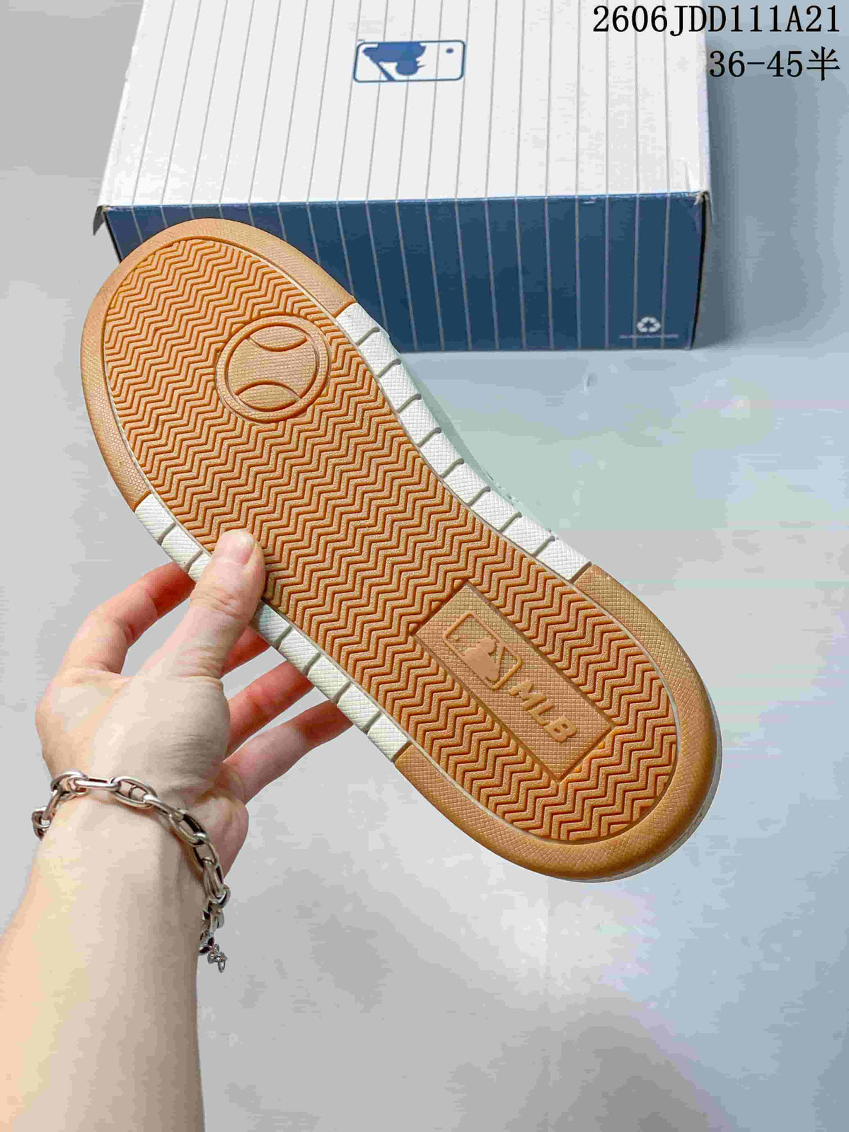 Gum-tone outsole with textured tread and MLB branding