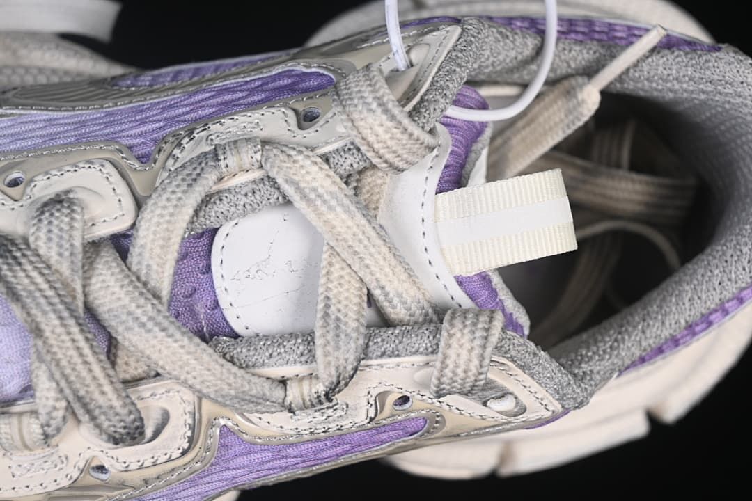 Close-up of the laces and layered upper.