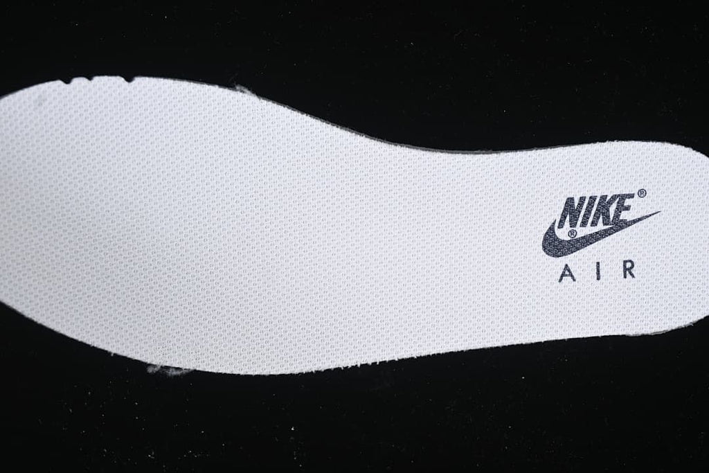 Close-up of the white insole with Nike Air branding