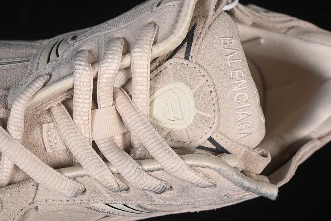 Close-up of laces and tongue branding