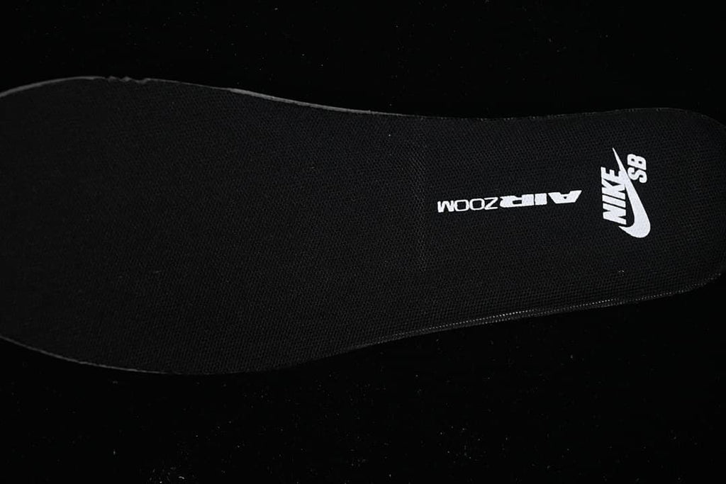 Black insole with Nike SB and Air Zoom markings