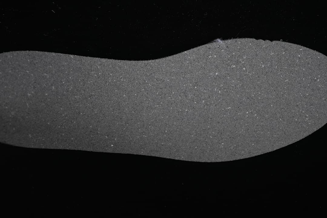 Close-up of the gray textured shoe insole.