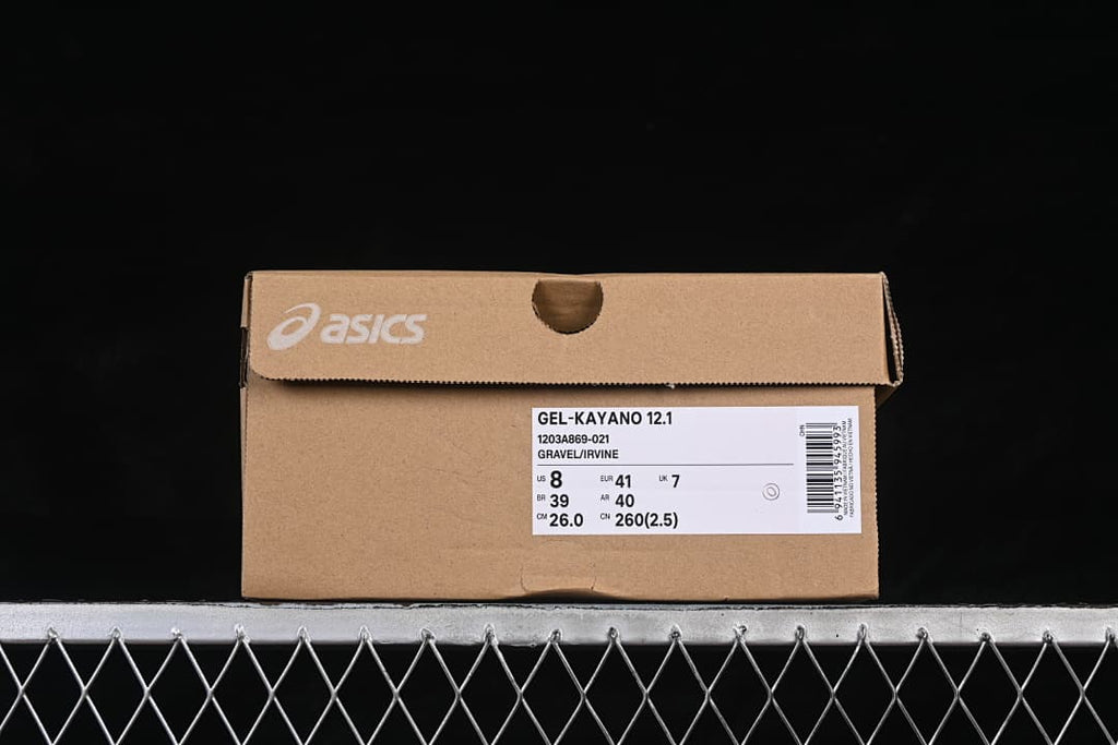 Shoebox label identifying GEL-KAYANO 12.1 in Gravel/Irvine, code 1203A869-021.