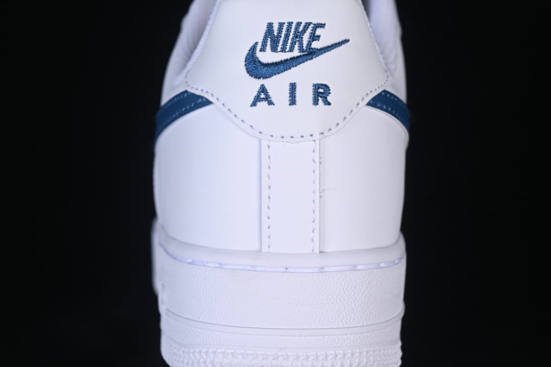 Rear close-up of the sneaker with Nike Air embroidery