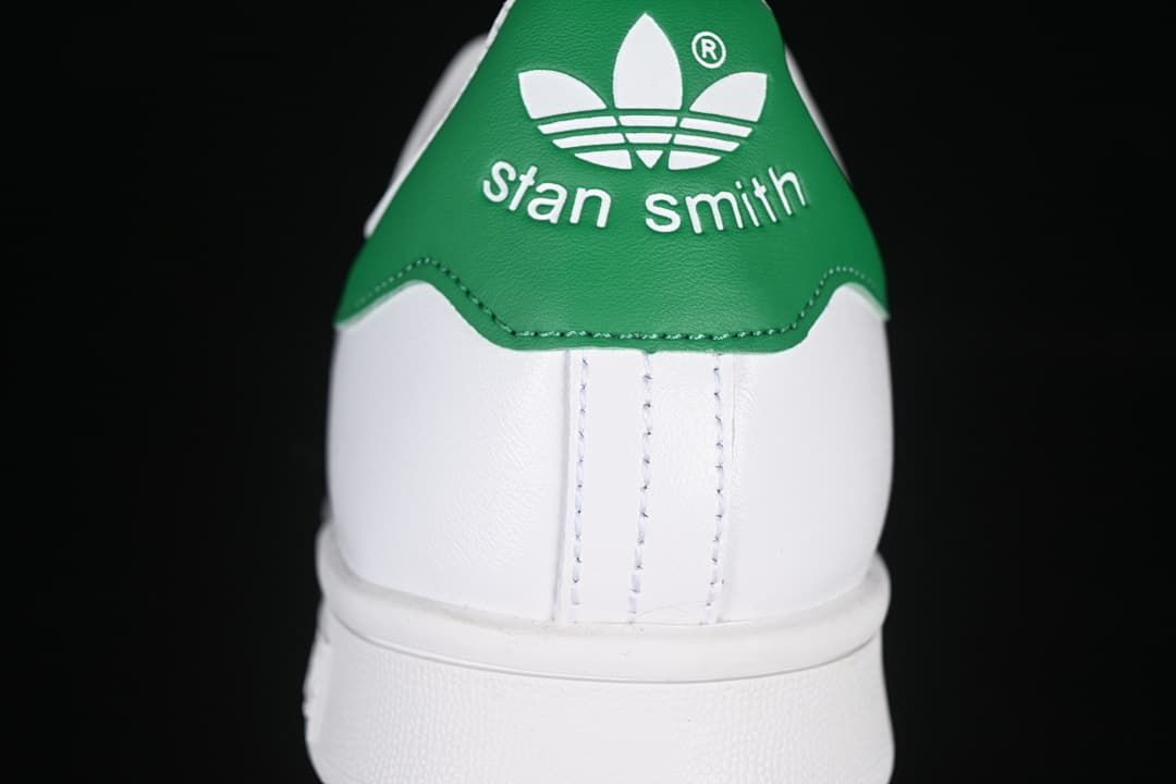 Close-up of the green Stan Smith heel tab