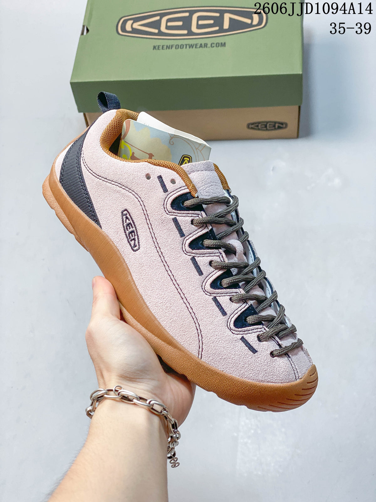 Angled side view of a pale pink KEEN Jasper sneaker with gum-toned sole