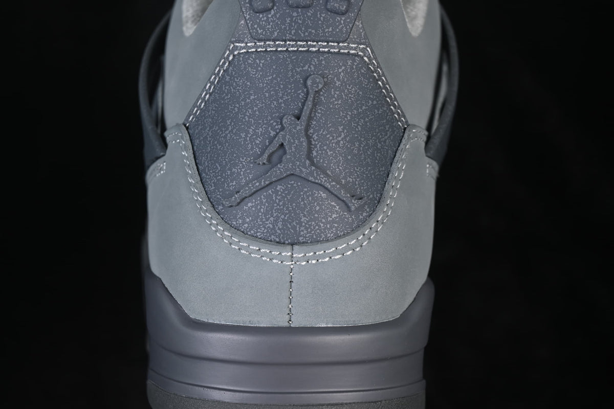 Close-up of the speckled heel tab and Jumpman logo.
