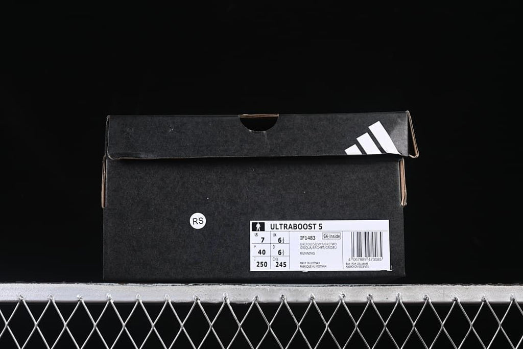 adidas shoe box label identifying Ultraboost 5 and model IF1483