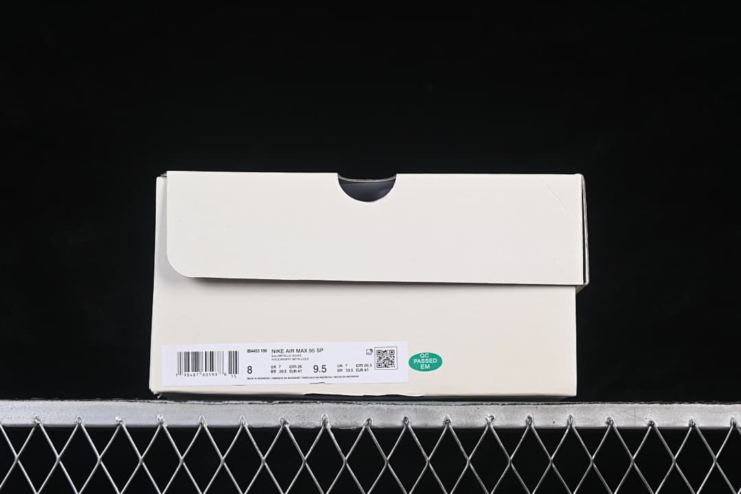 Shoebox label identifying the Nike Air Max 95 SP and showing a photographed size of US 8, EU 41.