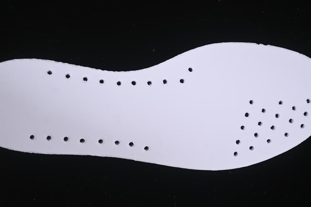 Perforated footbed shown from above