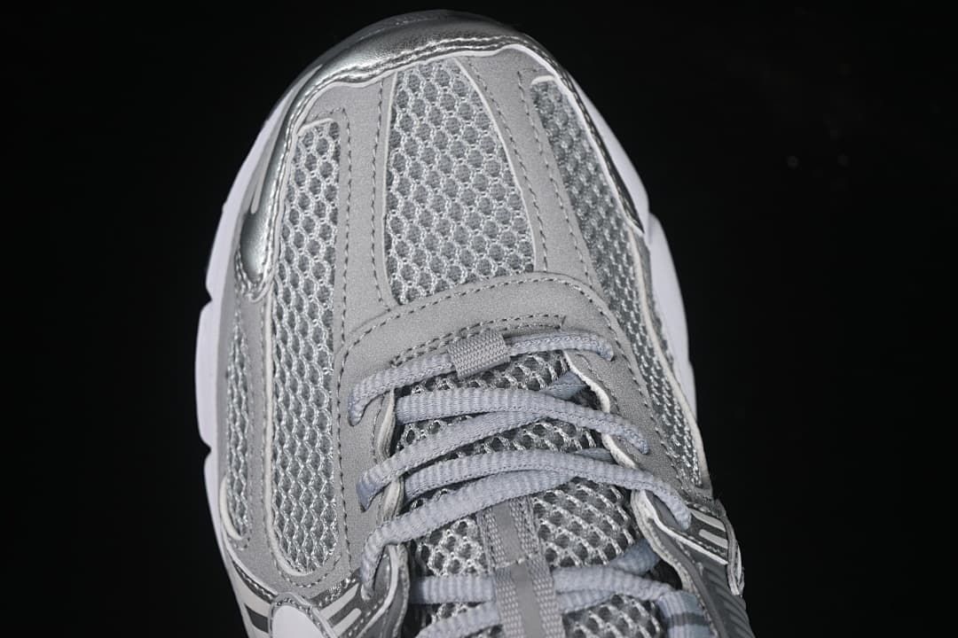Top-down view of the sneaker toe and lacing