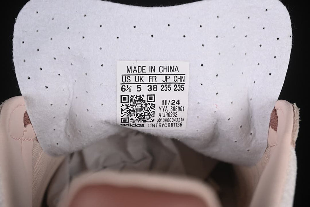 Inside shoe size label showing US 6½, UK 5, FR 38, JP 235 and CHN 235
