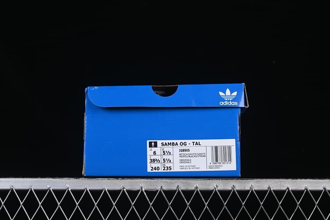 Samba OG Tal shoe box label showing model code IG8905 and sample size details