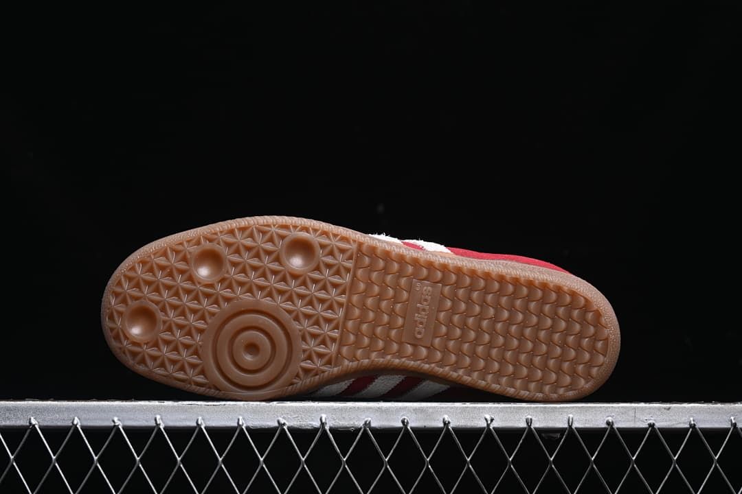 Underside view showing the gum outsole tread pattern.