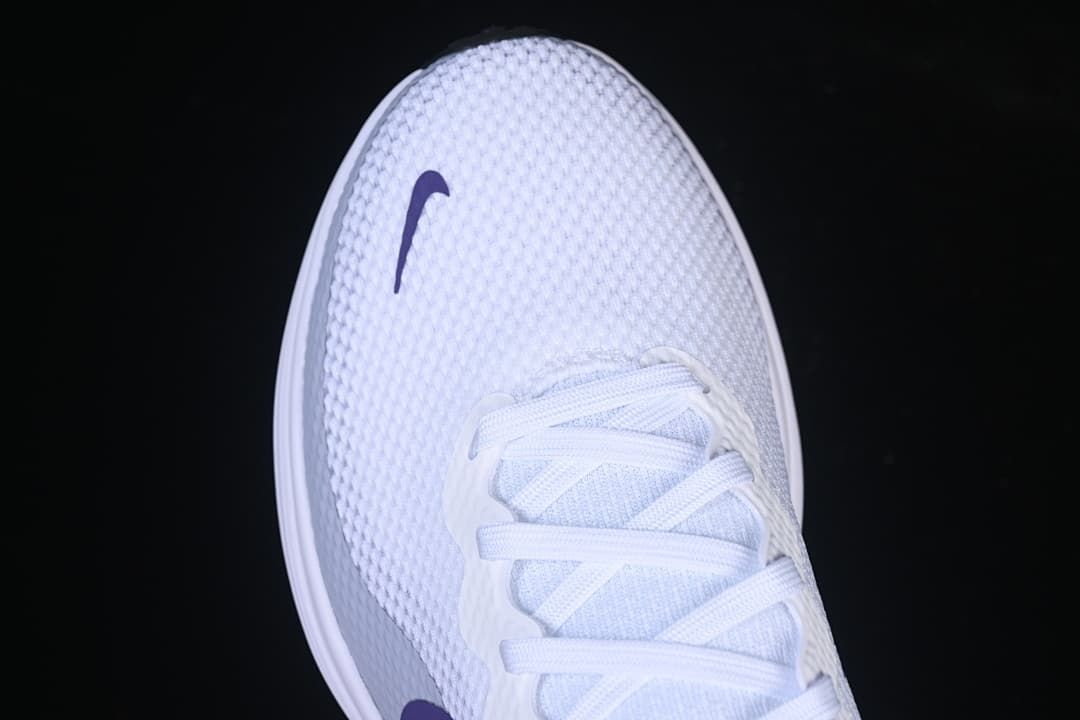 Top view of the textured toe and lace-up front