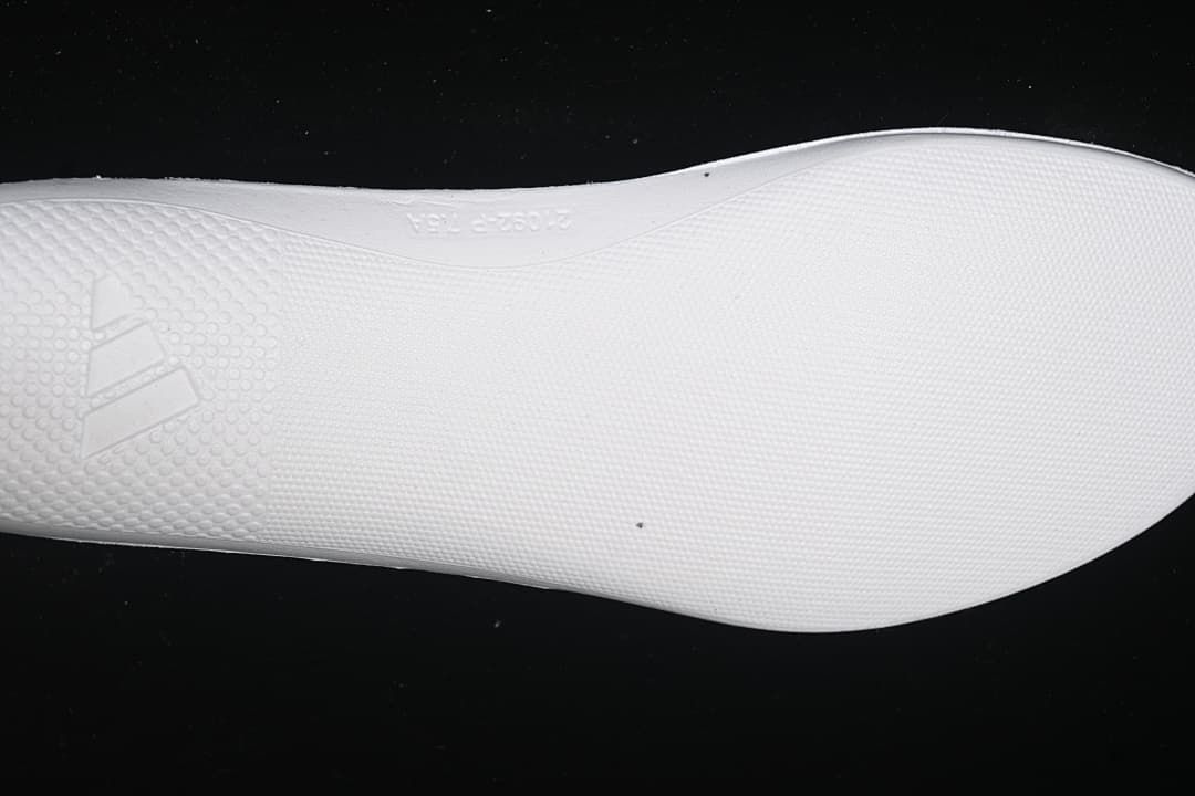 Close-up of the shoe's white outsole