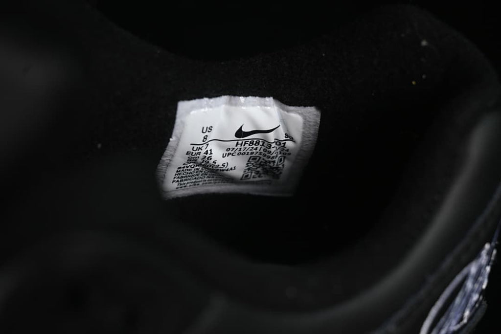 Interior size and product label showing US 8, UK 7, EU 41 and CM 26